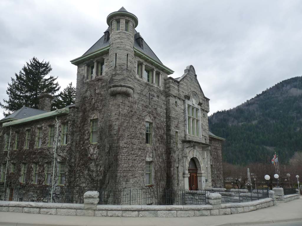 The court house in Nelson, BC (Photo - Nate Prosser / Legal Services Society 